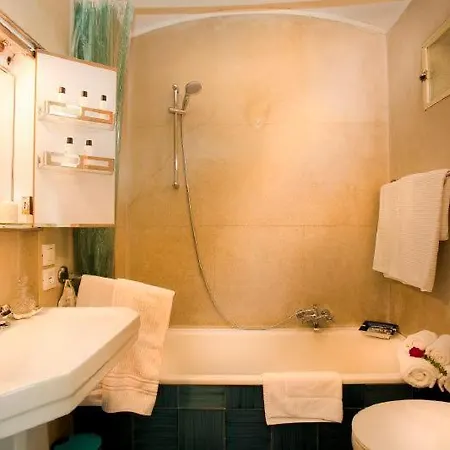 Sleeps 15 Pool Air Con Wifi ヴィラ *